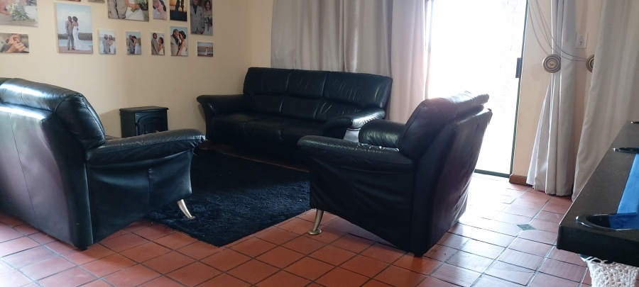 3 Bedroom Property for Sale in Vredenburg Western Cape
